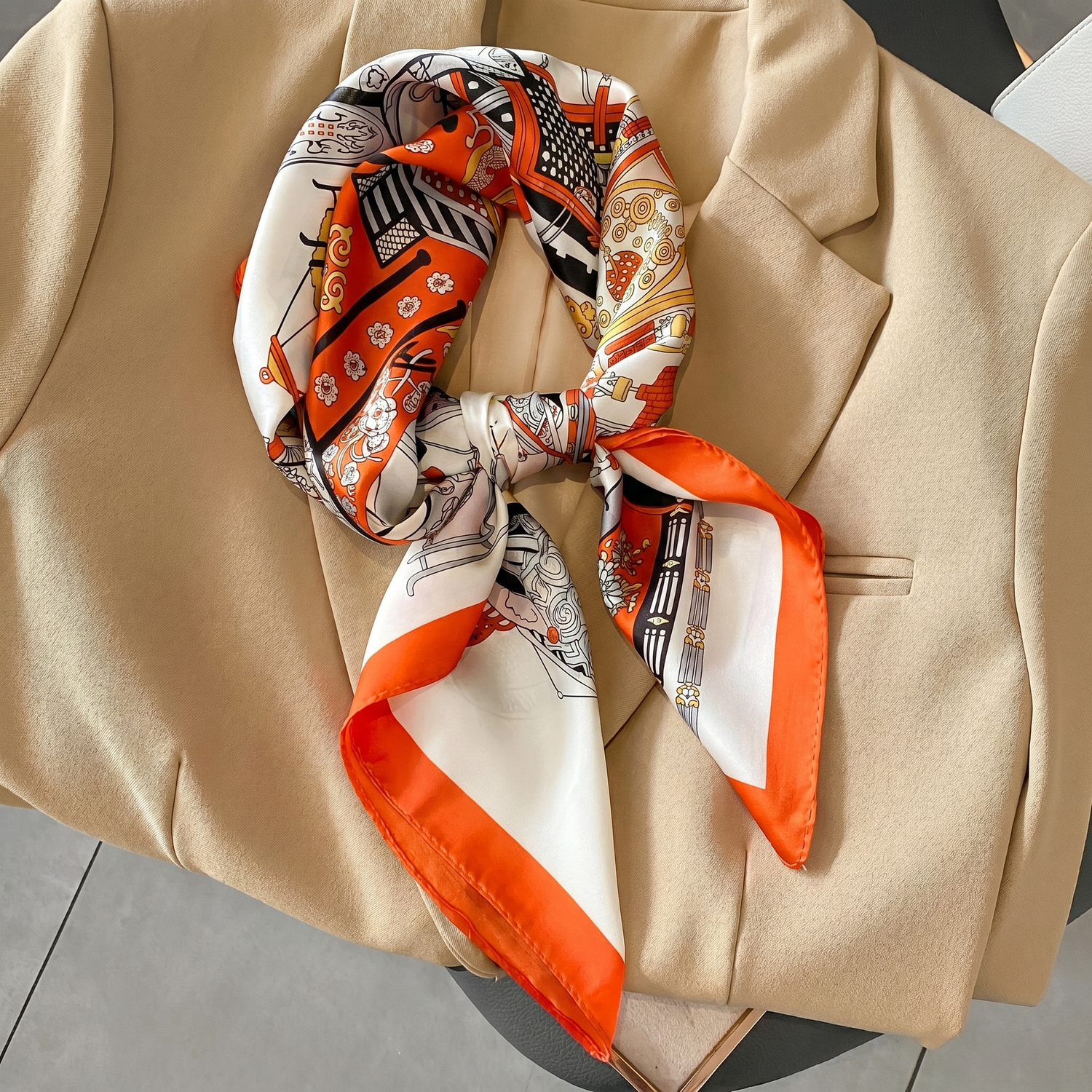 Bracksley multicolor klassisch satin scarf for women, 27 inch square — view 1